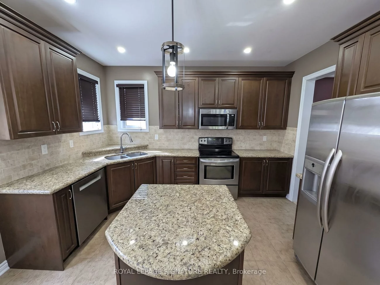 337, Via Campanile, Vellore Village, Vaughan