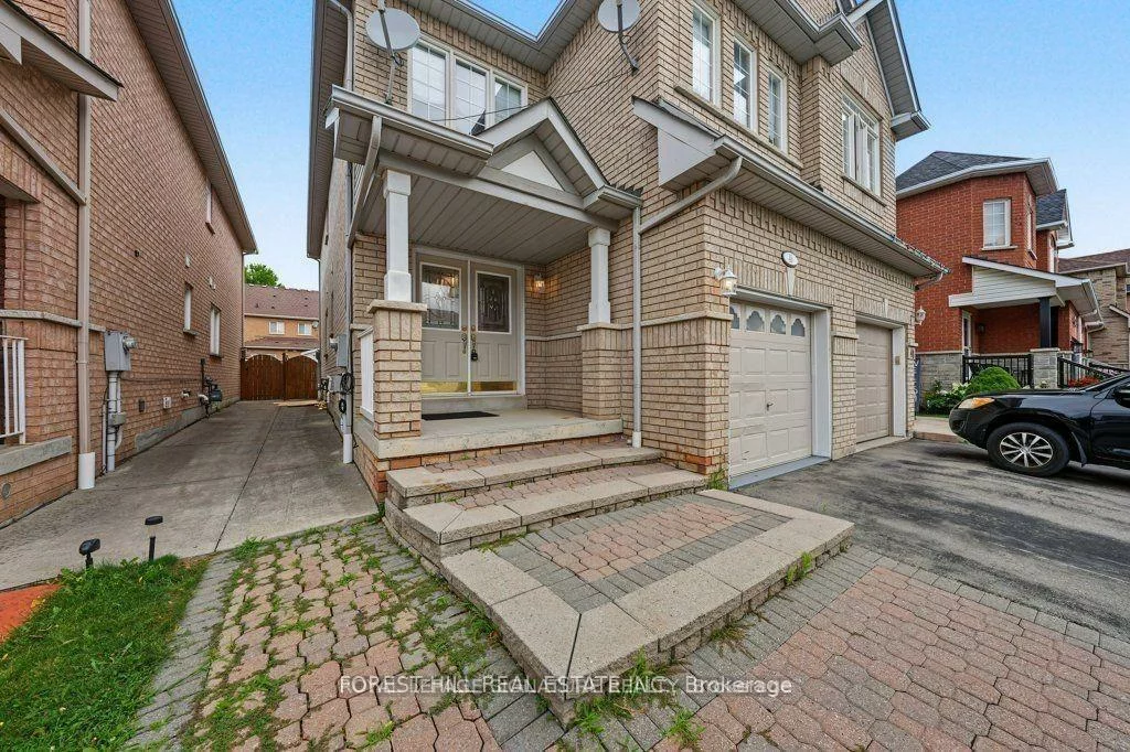 46, Gianmarco, Vellore Village, Vaughan