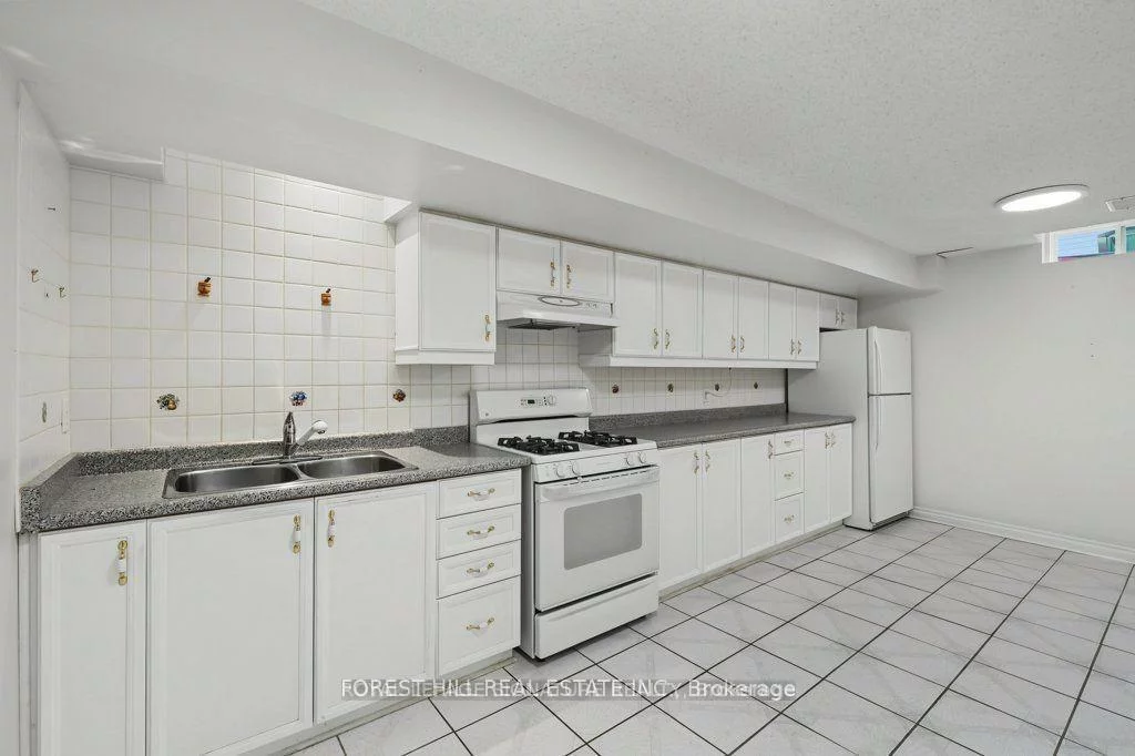 46, Gianmarco, Vellore Village, Vaughan