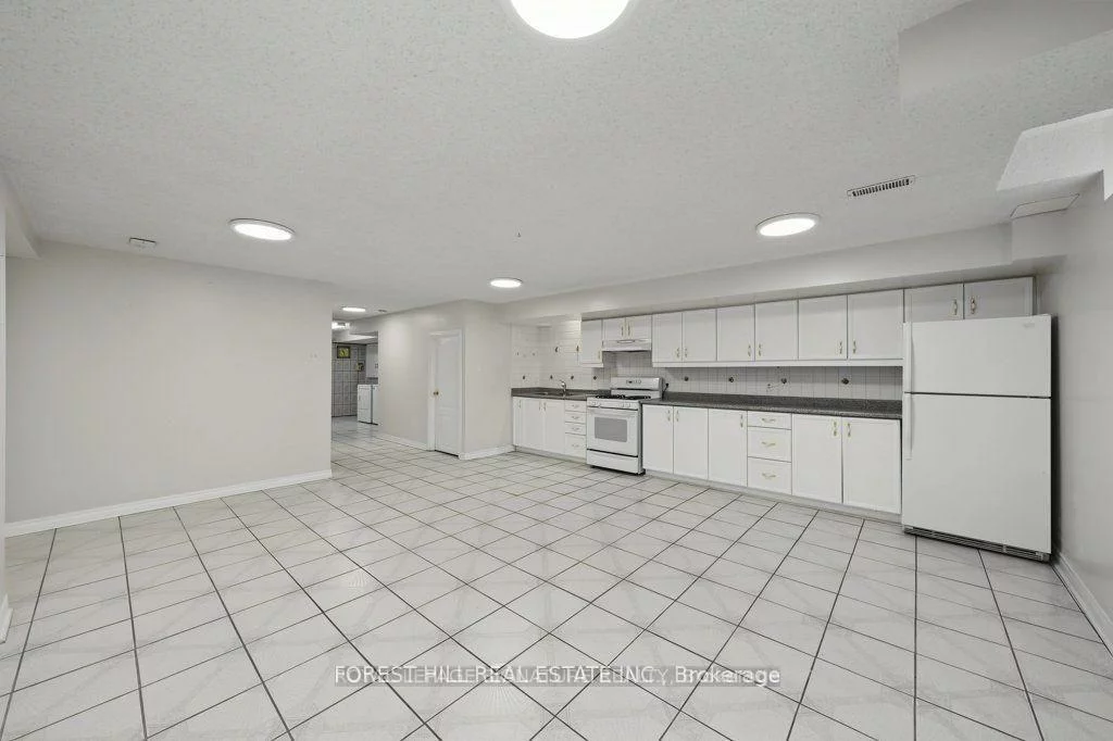 46, Gianmarco, Vellore Village, Vaughan