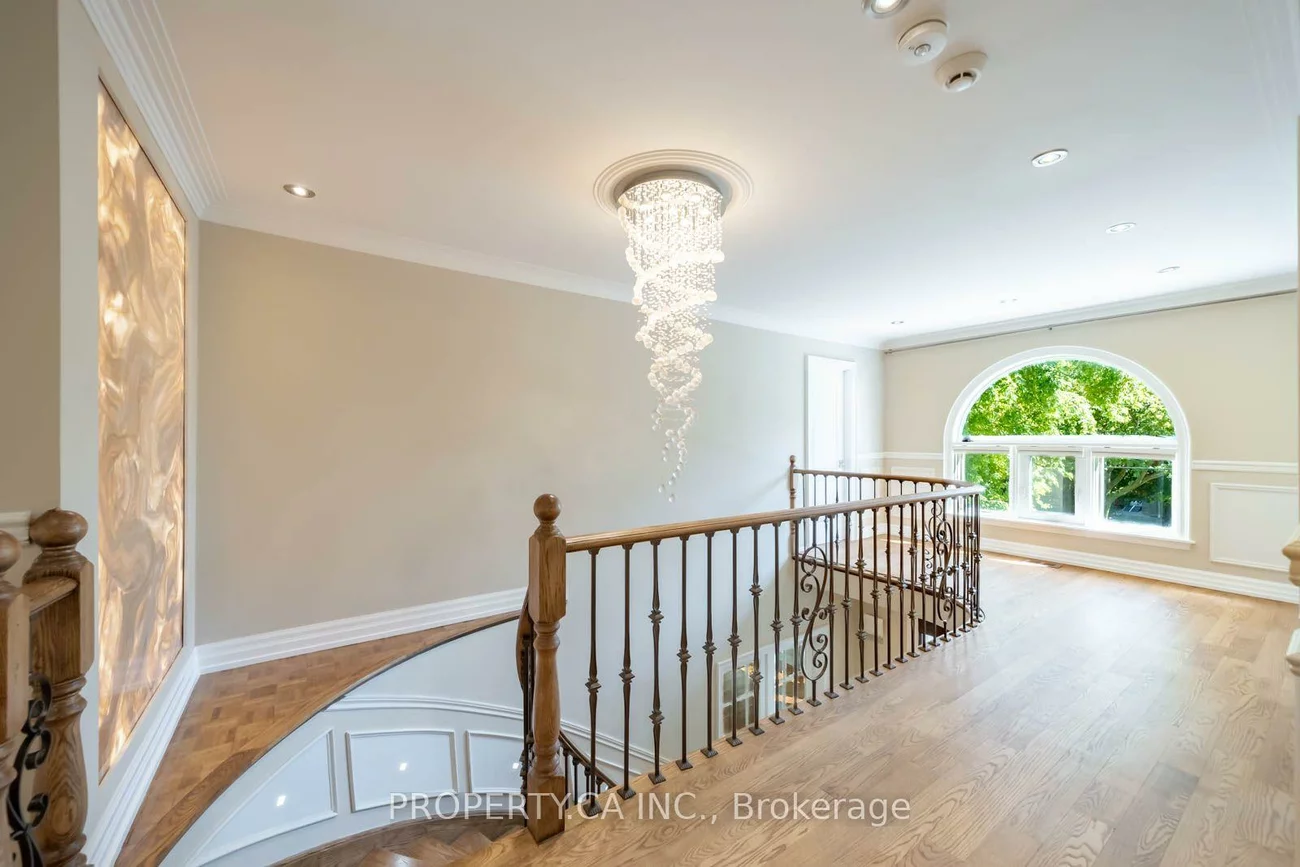 76, Concord, Beverley Glen, Vaughan