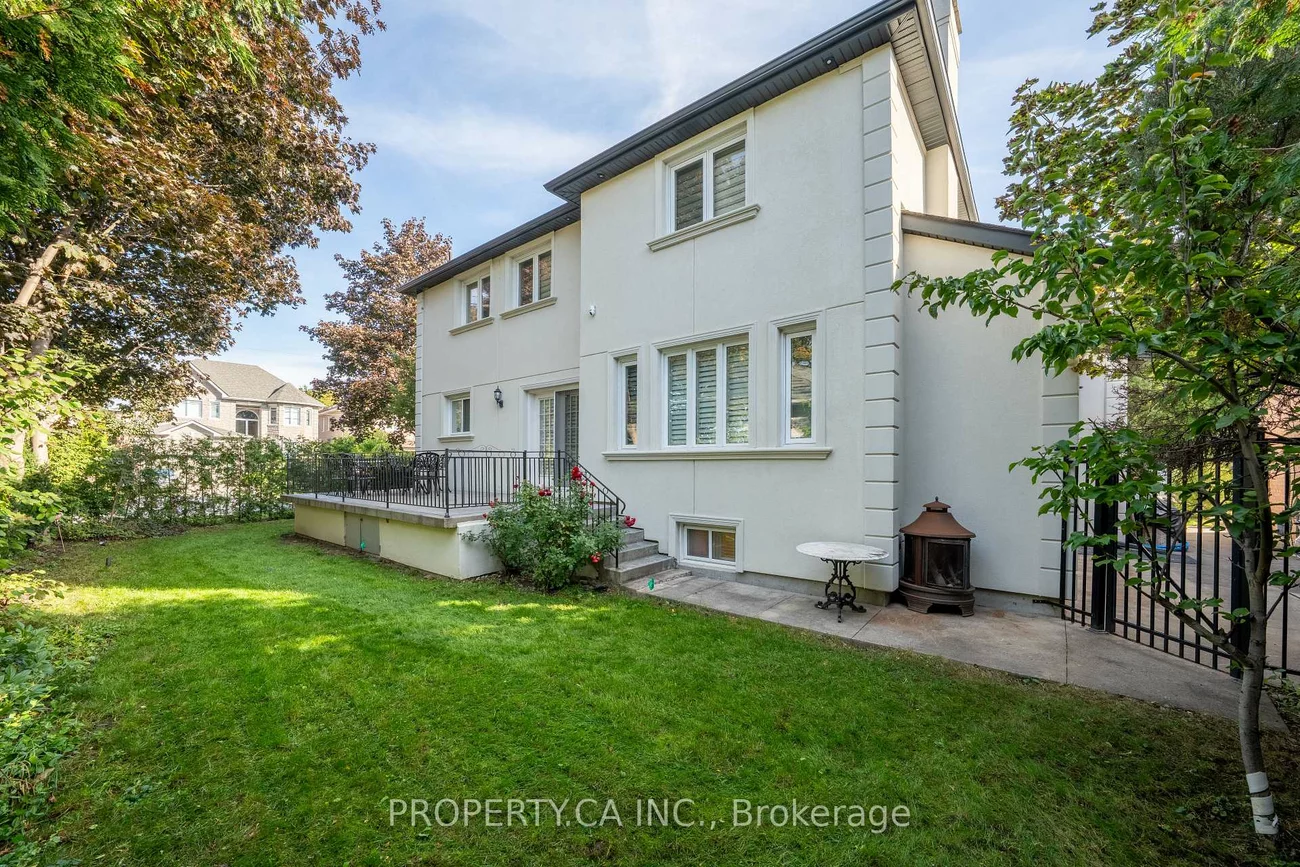 76, Concord, Beverley Glen, Vaughan