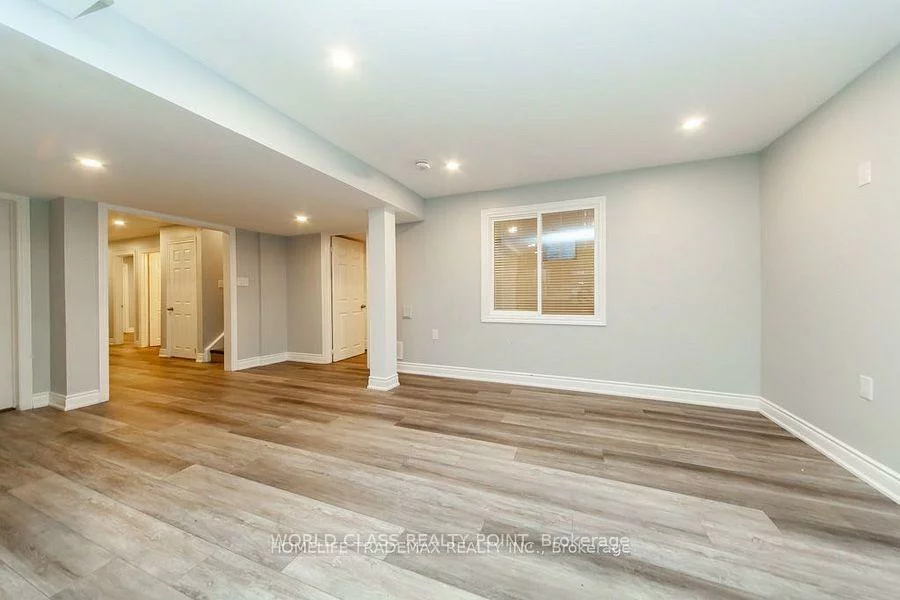 83, Ampezzo, Vellore Village, Vaughan