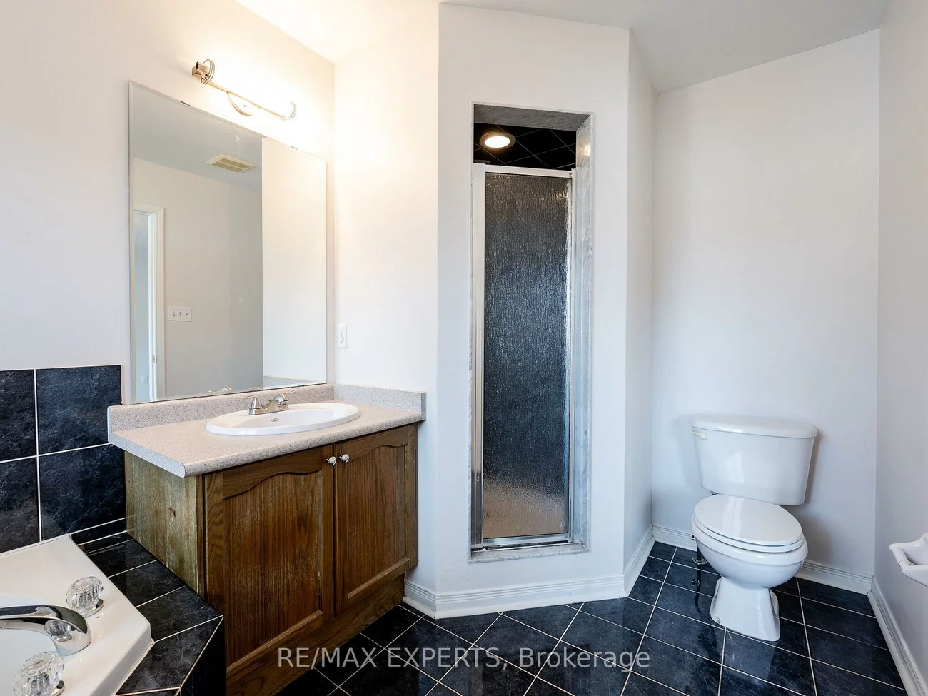 48, Dylan, Vellore Village, Vaughan
