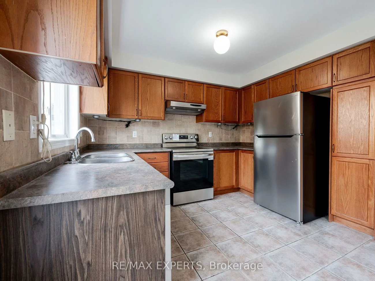 48, Dylan, Vellore Village, Vaughan