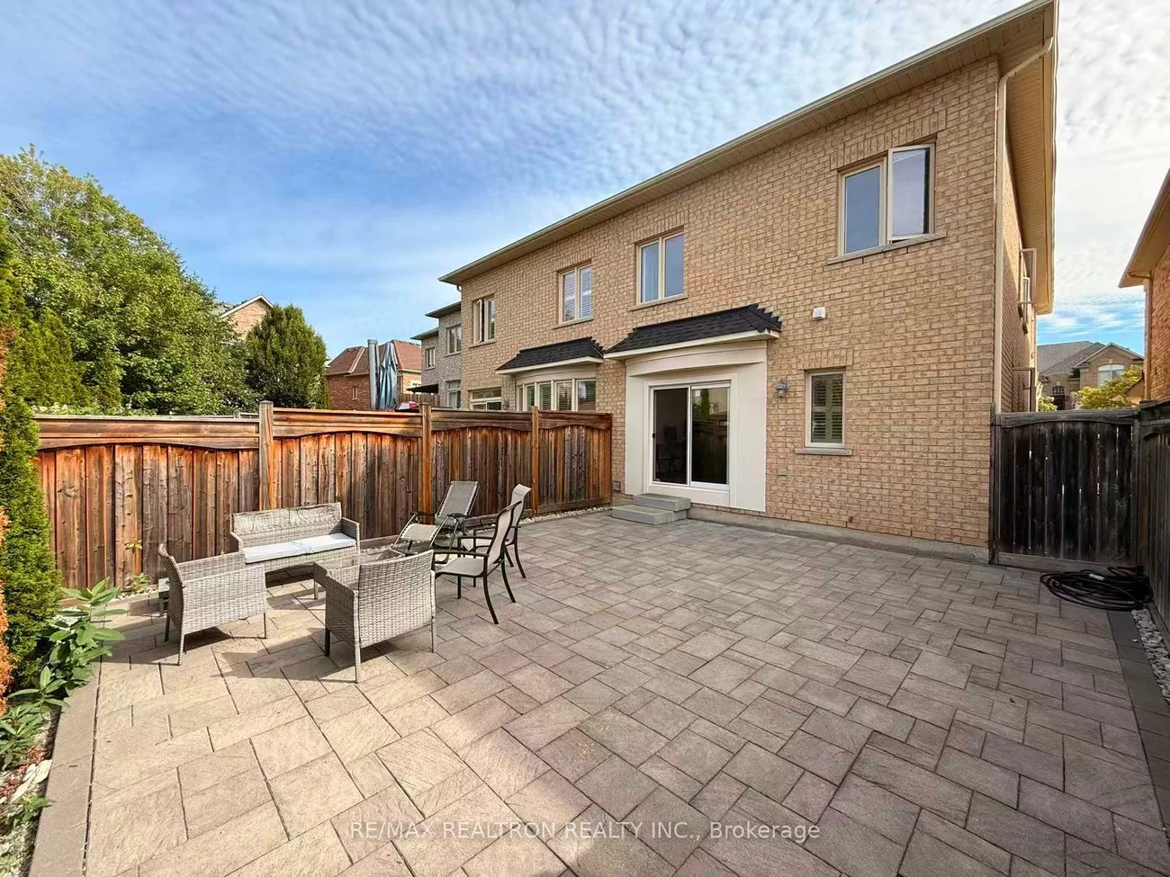 96, Ostrovsky, Vellore Village, Vaughan