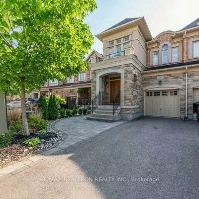 96, Ostrovsky, Vellore Village, Vaughan