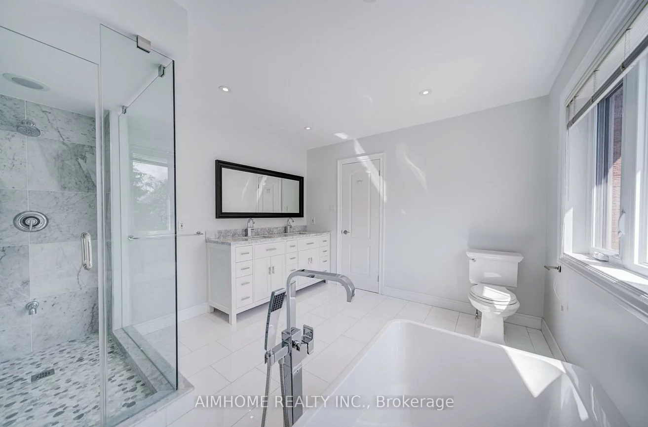 71, Malden, East Woodbridge, Vaughan