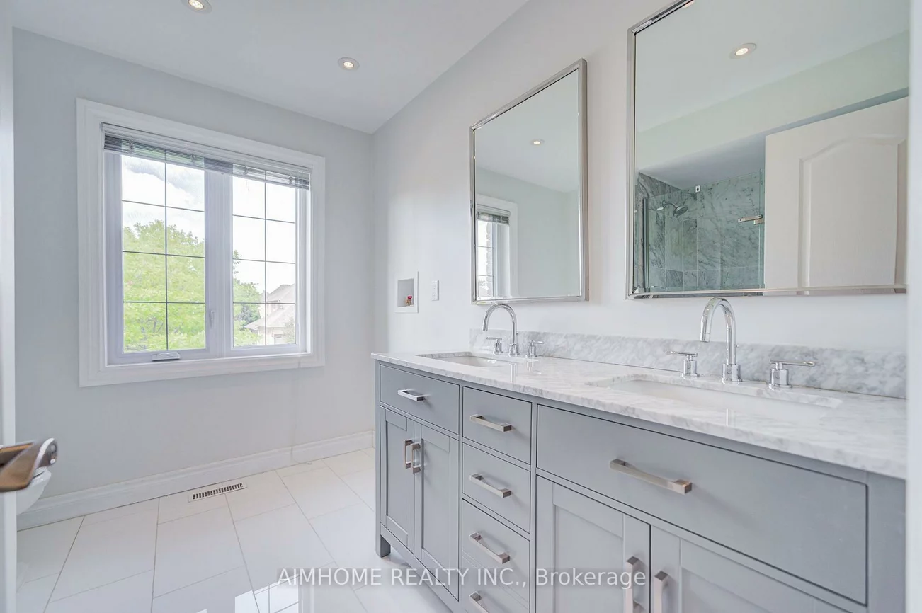 71, Malden, East Woodbridge, Vaughan