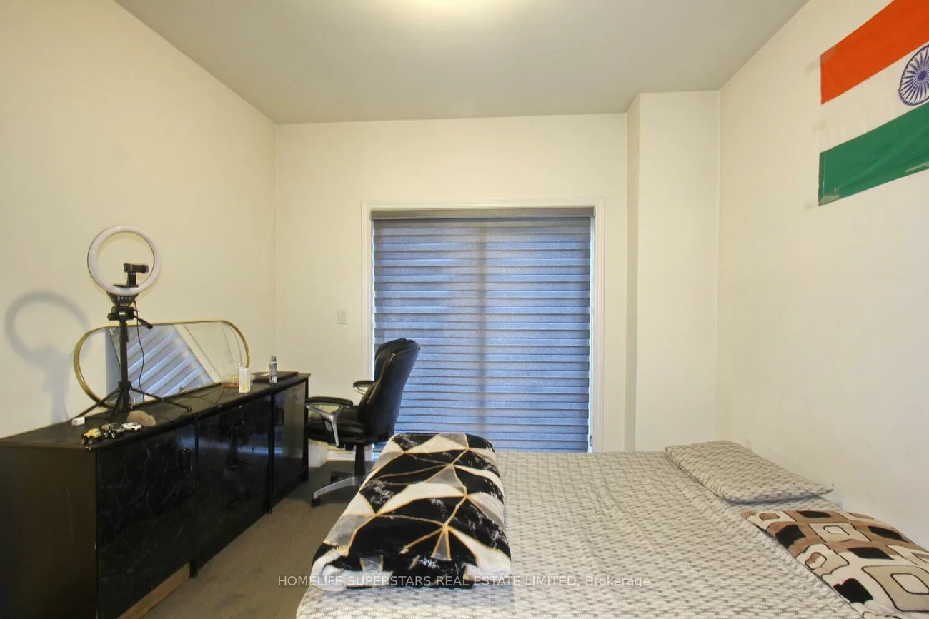 72, Wascana, Elder Mills, Vaughan