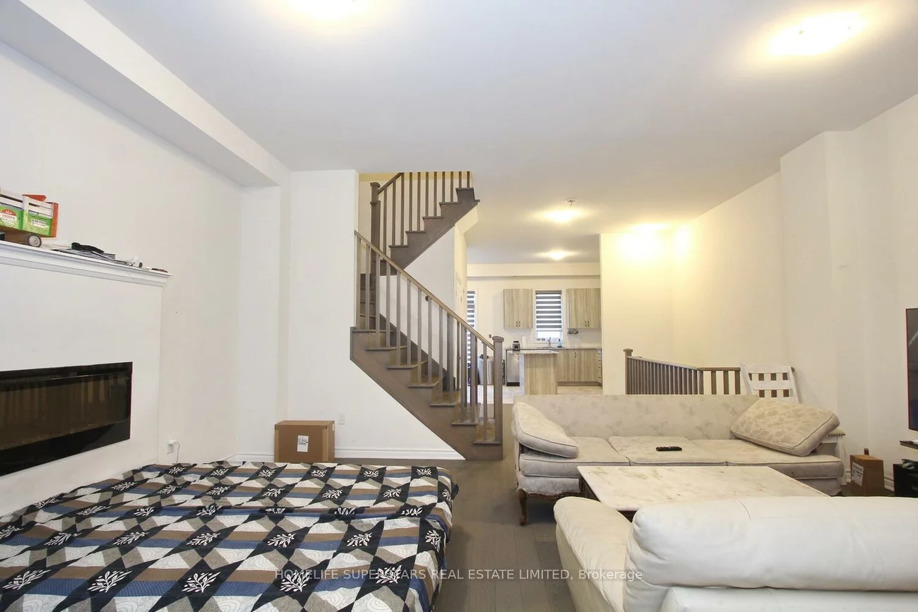 72, Wascana, Elder Mills, Vaughan