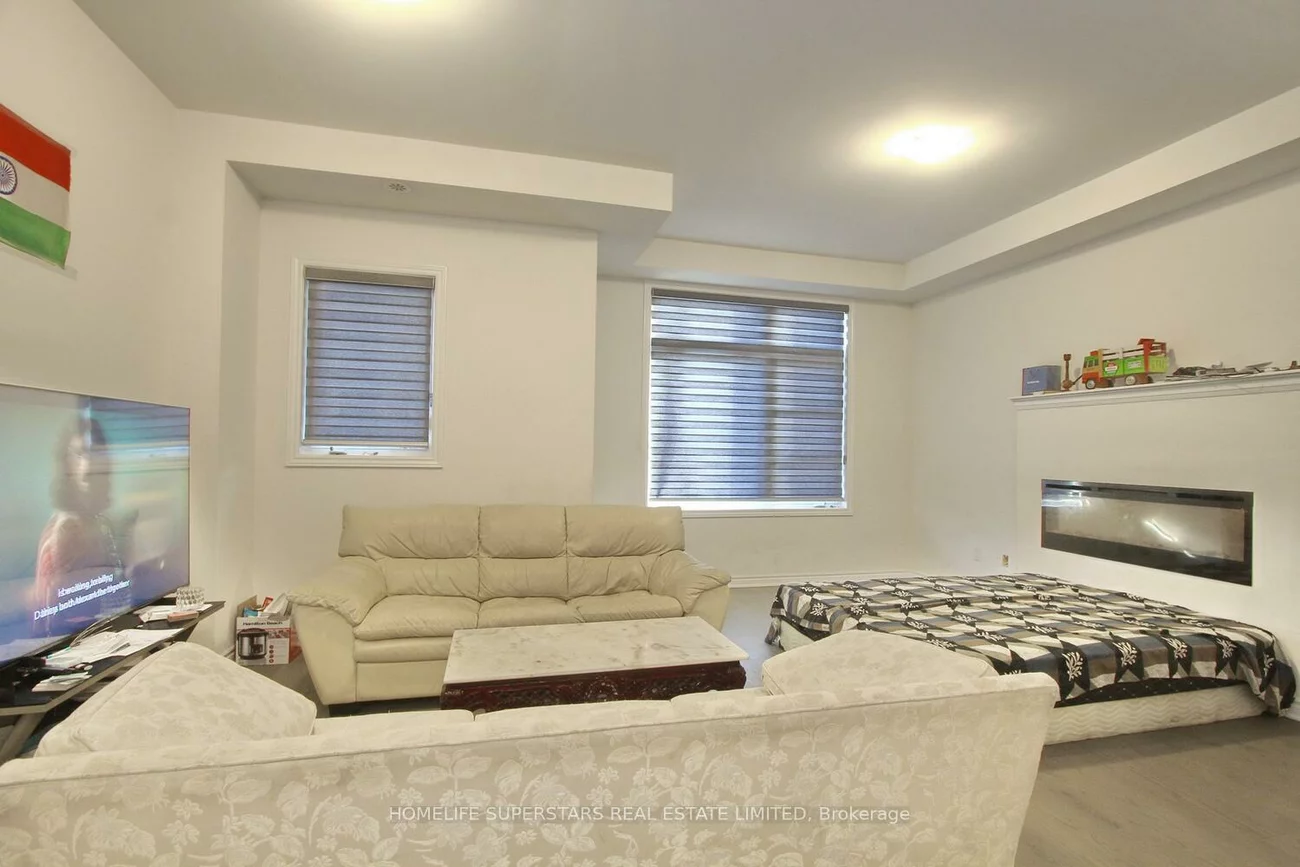72, Wascana, Elder Mills, Vaughan