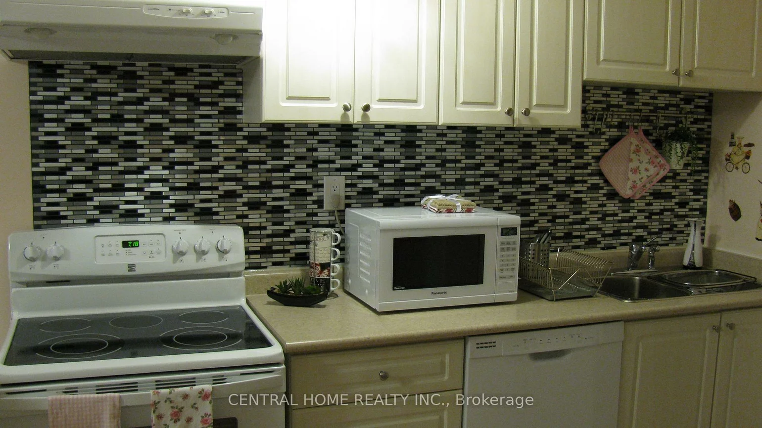 150, Balsamwood, Patterson, Vaughan