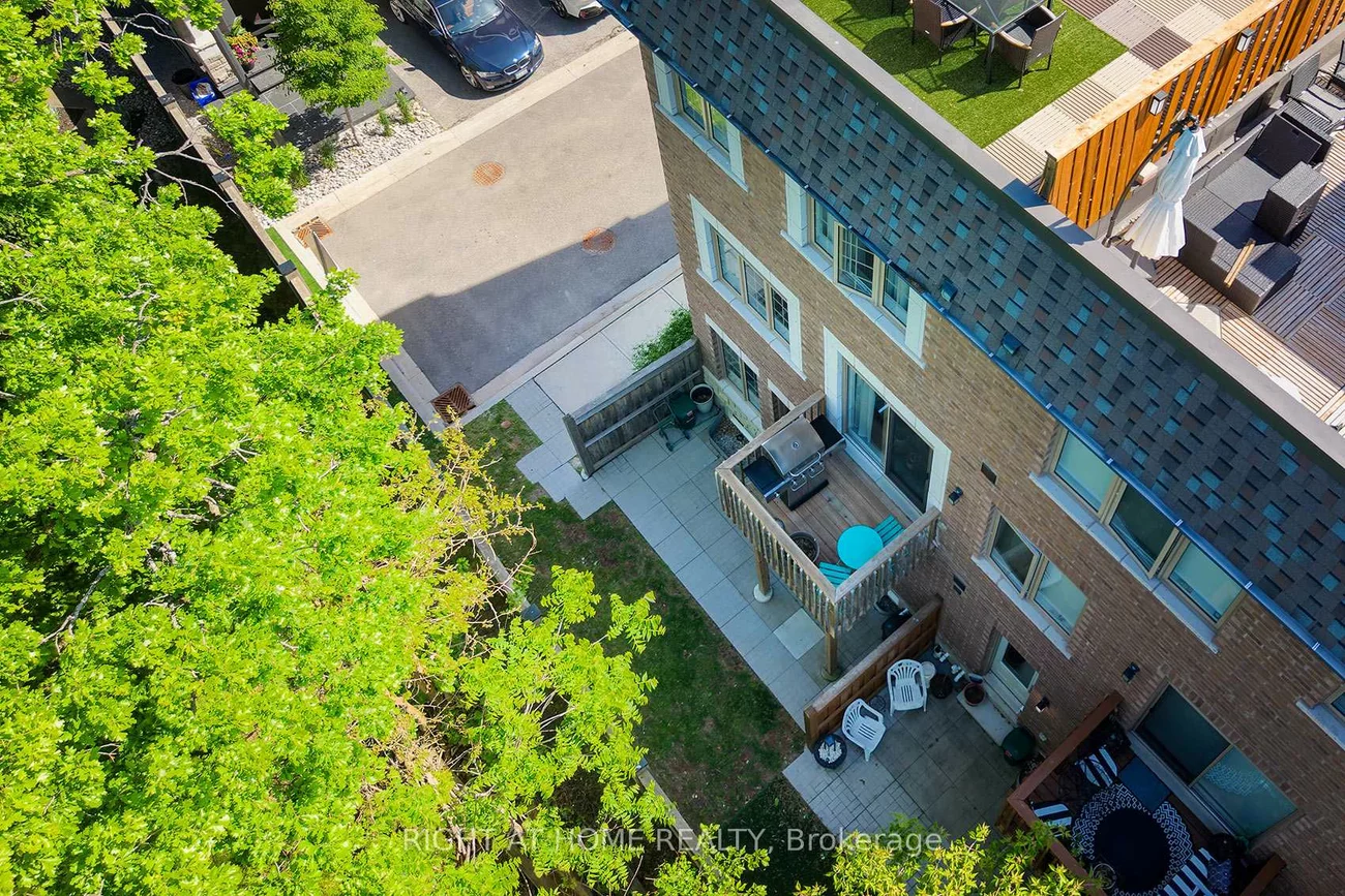 2, Queen Mary, East Woodbridge, Vaughan