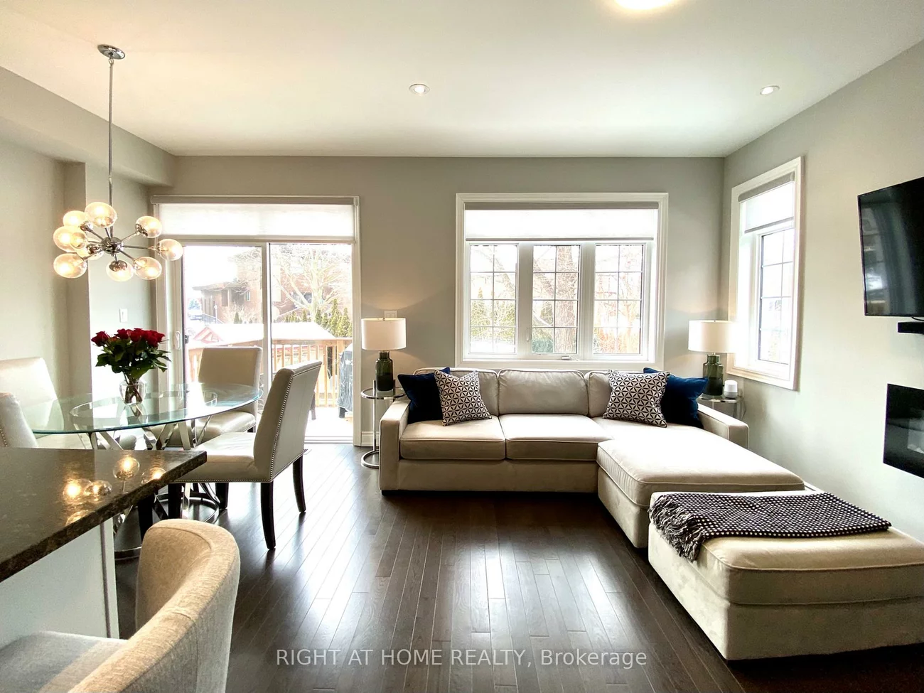 2, Queen Mary, East Woodbridge, Vaughan