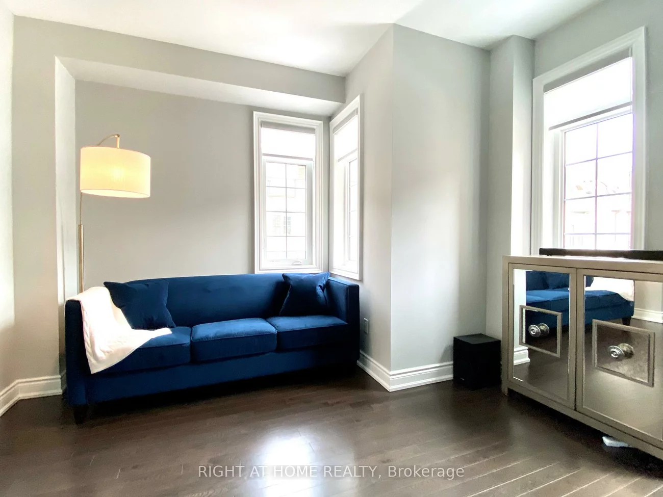 2, Queen Mary, East Woodbridge, Vaughan