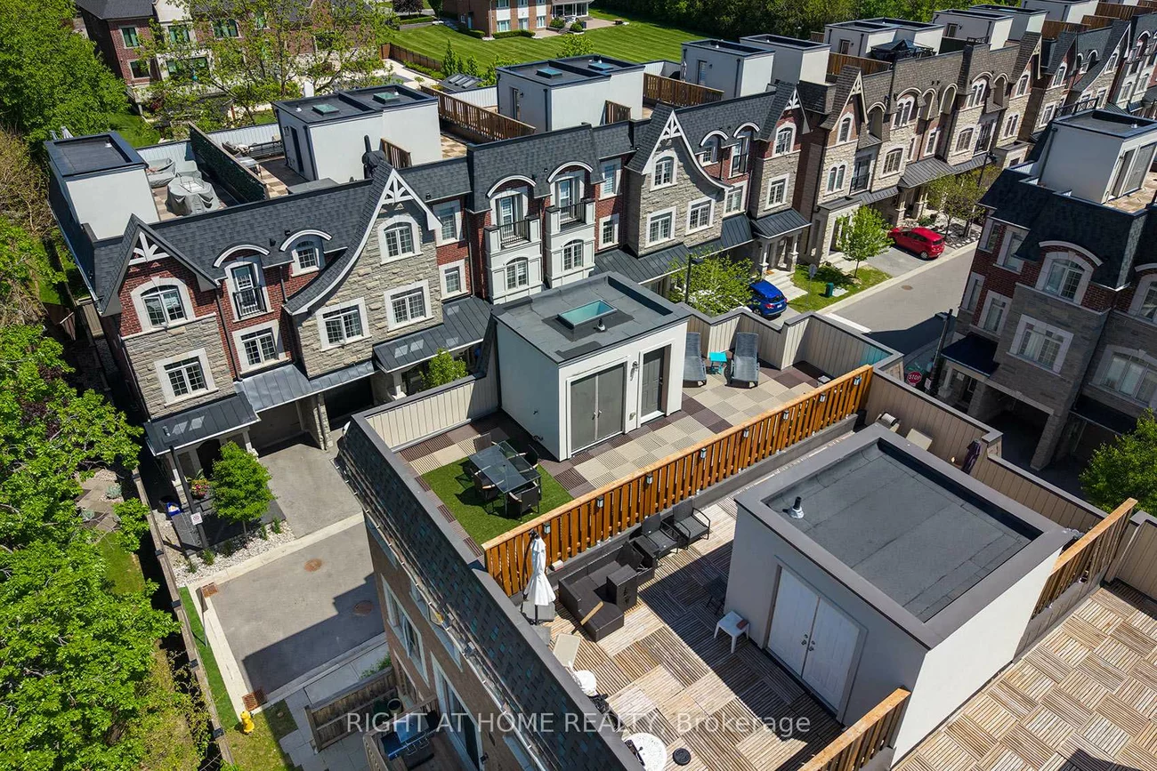 2, Queen Mary, East Woodbridge, Vaughan