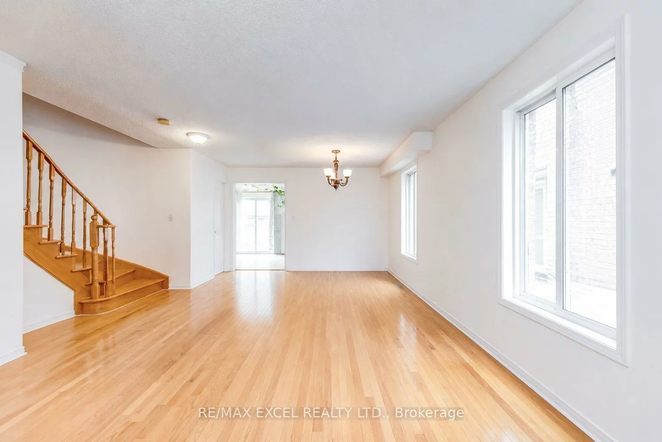 50, Casabel, Vellore Village, Vaughan