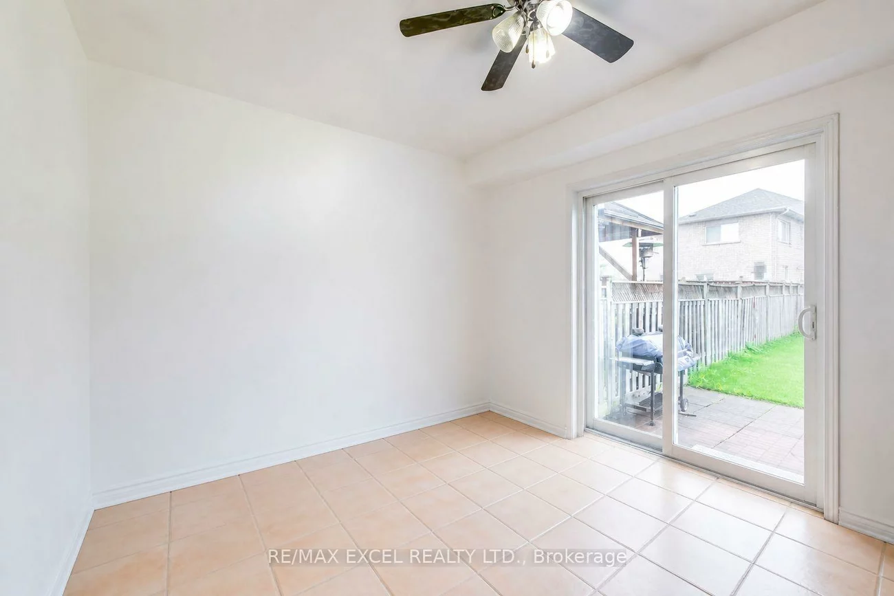 50, Casabel, Vellore Village, Vaughan