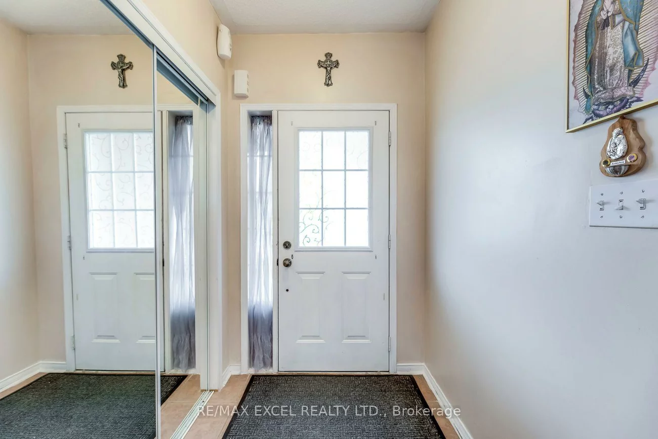 50, Casabel, Vellore Village, Vaughan