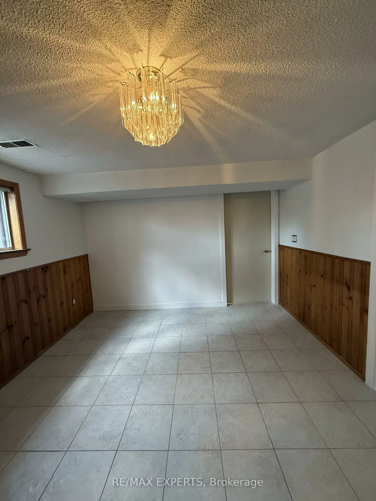 228, Andrew, West Woodbridge, Vaughan