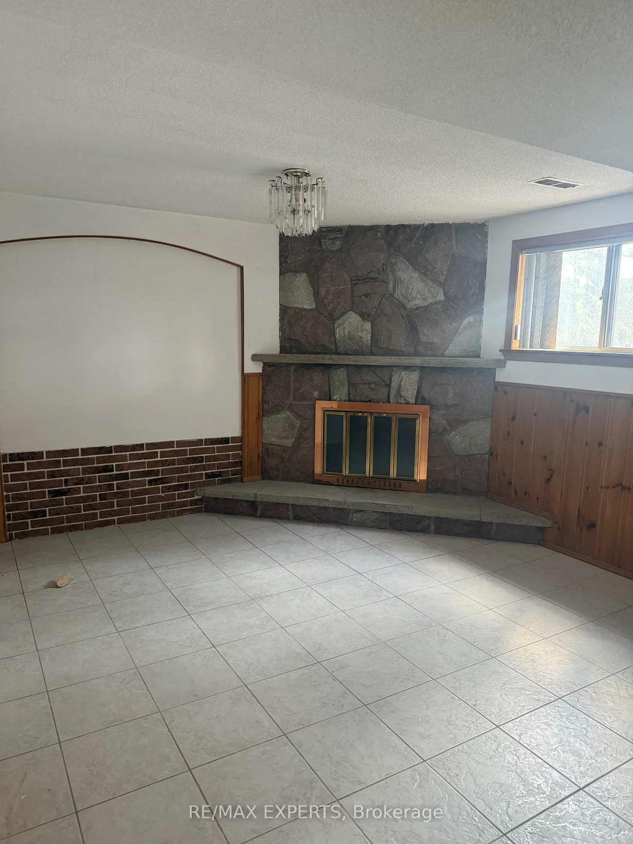 228, Andrew, West Woodbridge, Vaughan