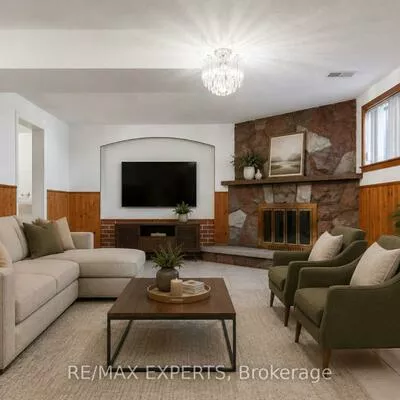 228, Andrew, West Woodbridge, Vaughan
