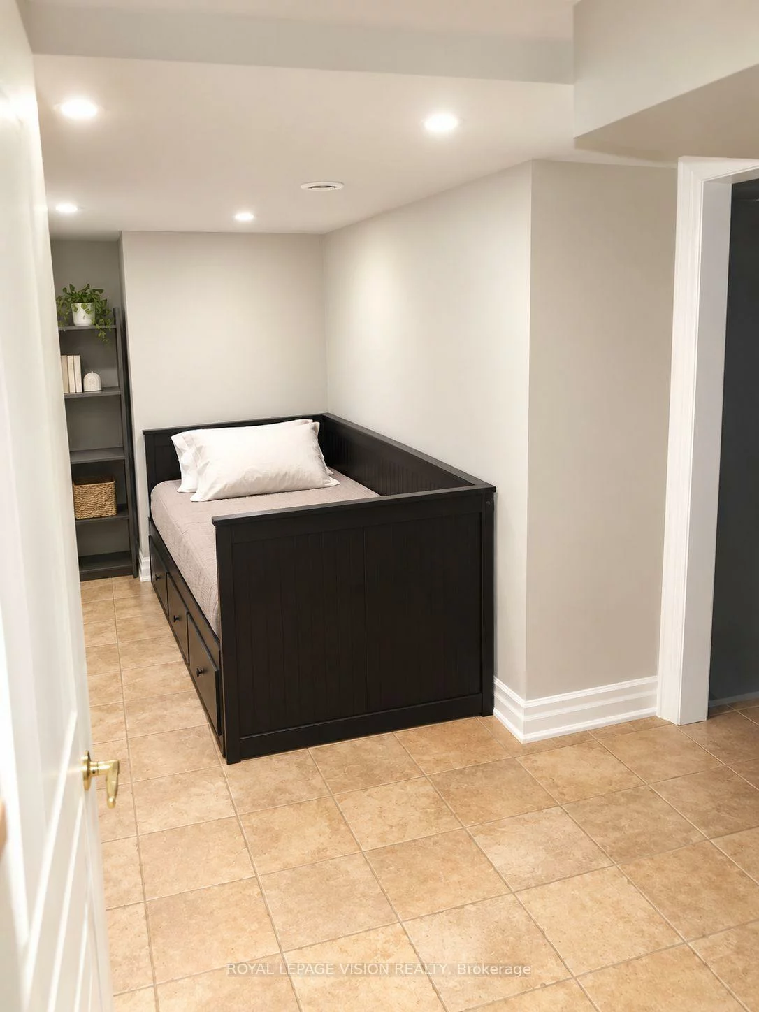 91, Magpie, Vellore Village, Vaughan