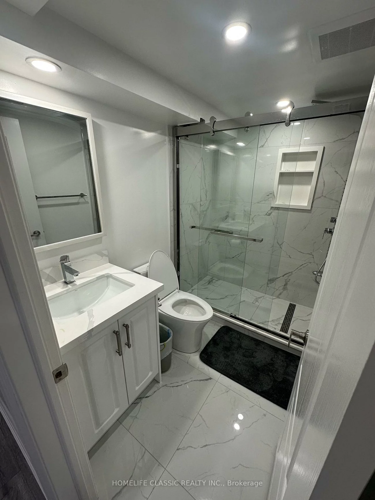 658, Grand Trunk, Patterson, Vaughan