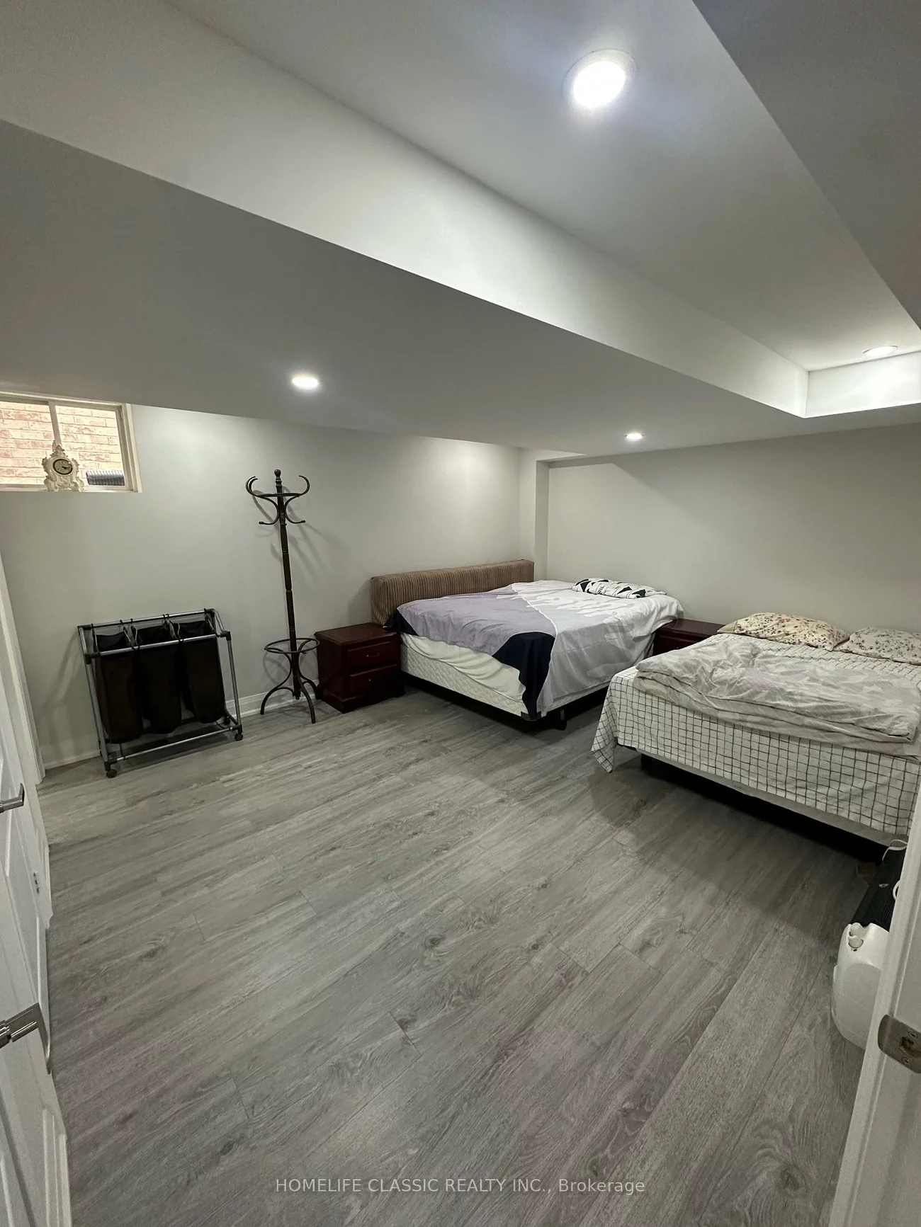 658, Grand Trunk, Patterson, Vaughan