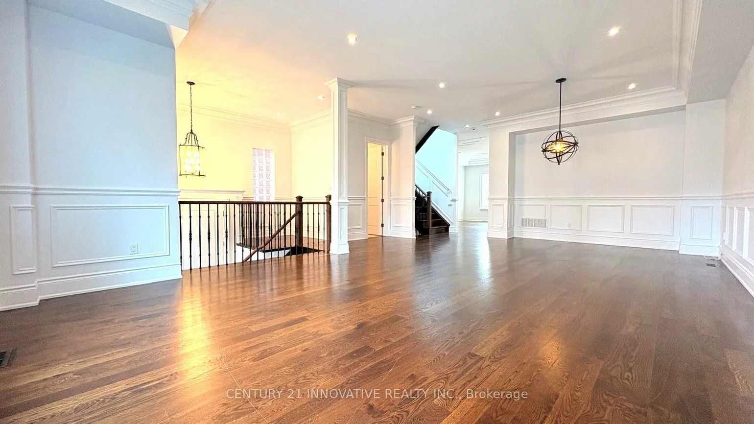 111, Royal Palm, Crestwood-Springfarm-Yorkhill, Vaughan