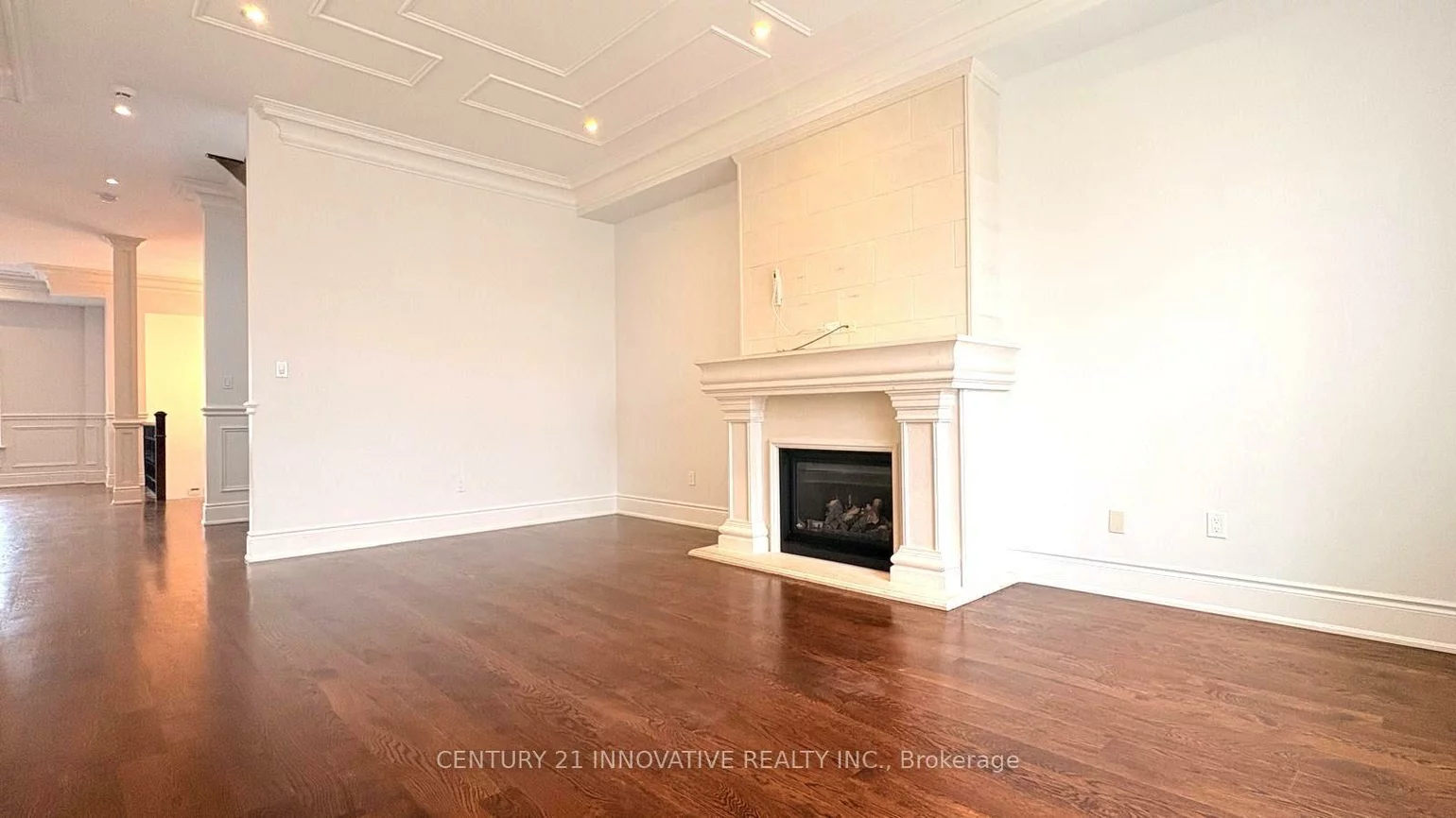 111, Royal Palm, Crestwood-Springfarm-Yorkhill, Vaughan