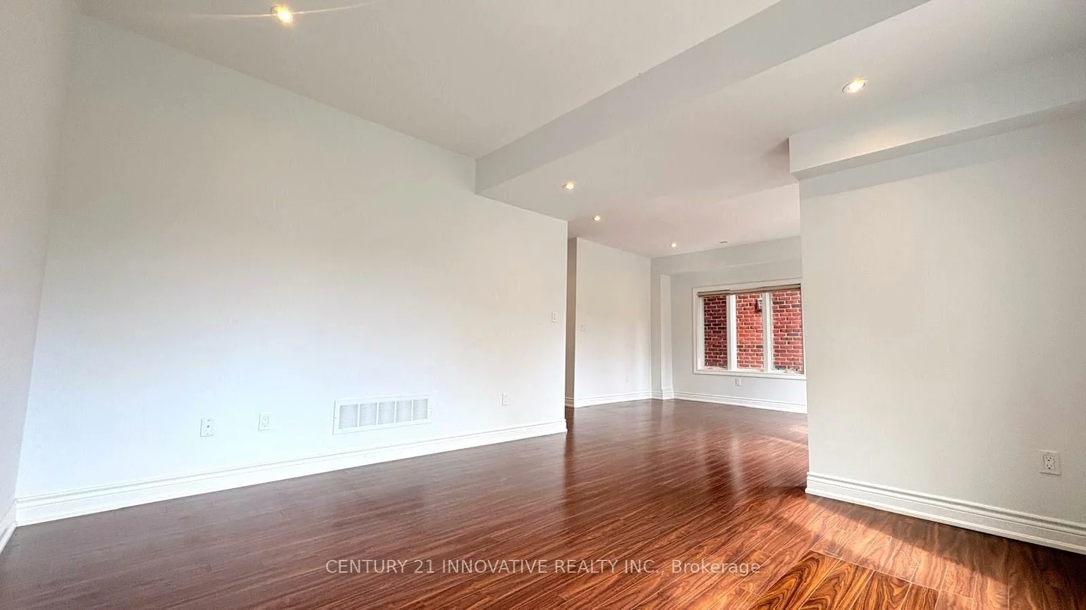 111, Royal Palm, Crestwood-Springfarm-Yorkhill, Vaughan