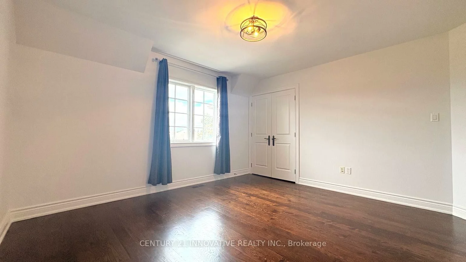 111, Royal Palm, Crestwood-Springfarm-Yorkhill, Vaughan