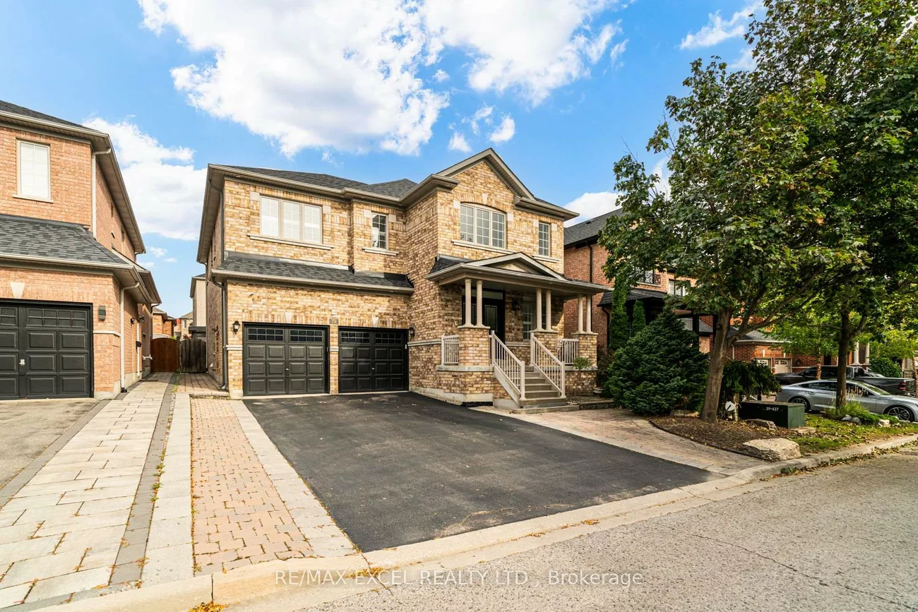 79, Ampezzo, Vellore Village, Vaughan