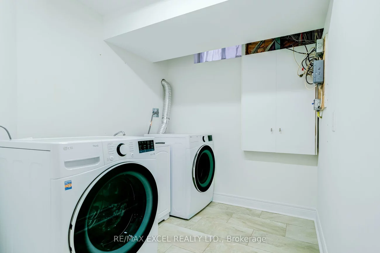 79, Ampezzo, Vellore Village, Vaughan