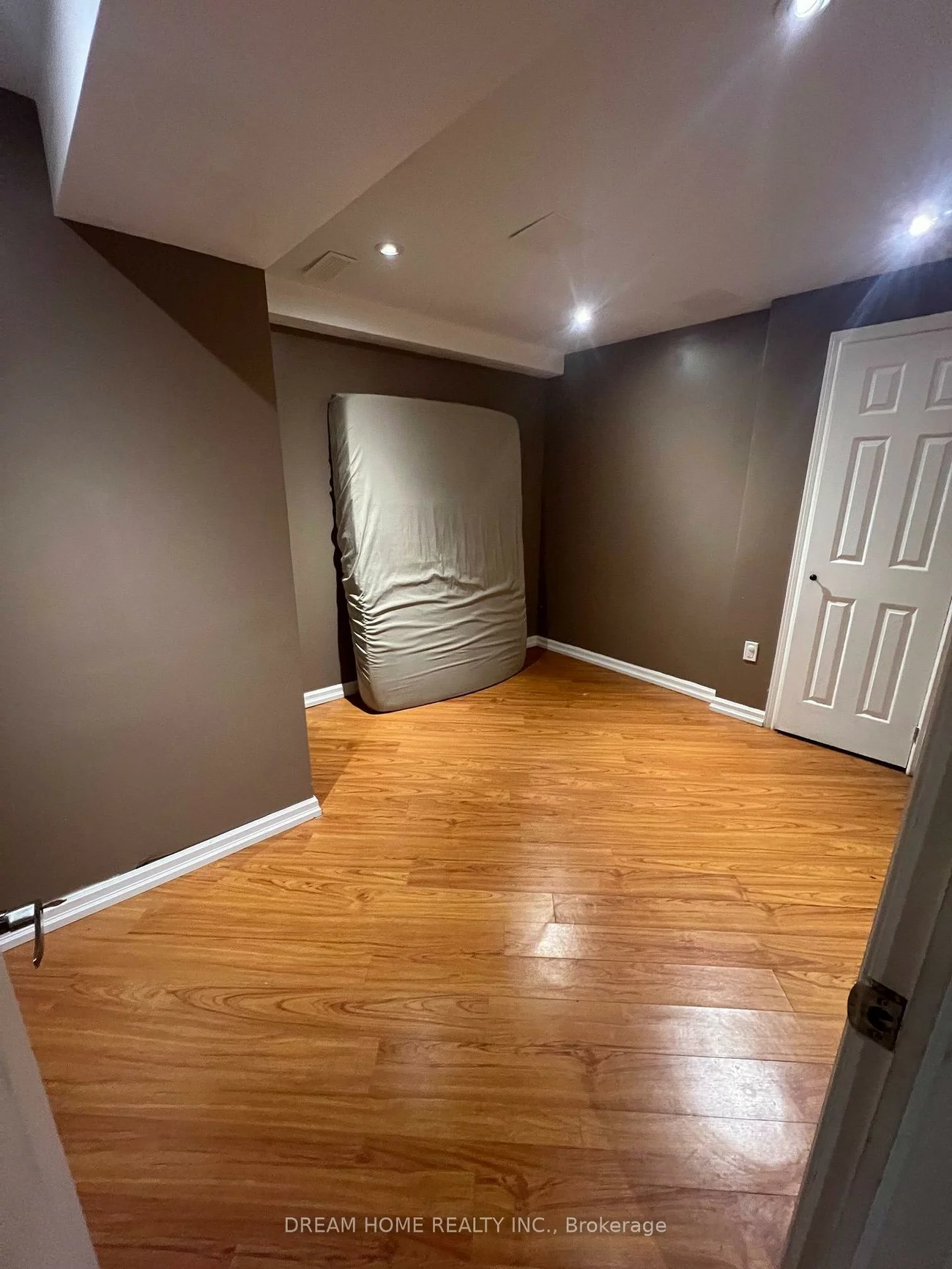 341, La Rocca, Vellore Village, Vaughan
