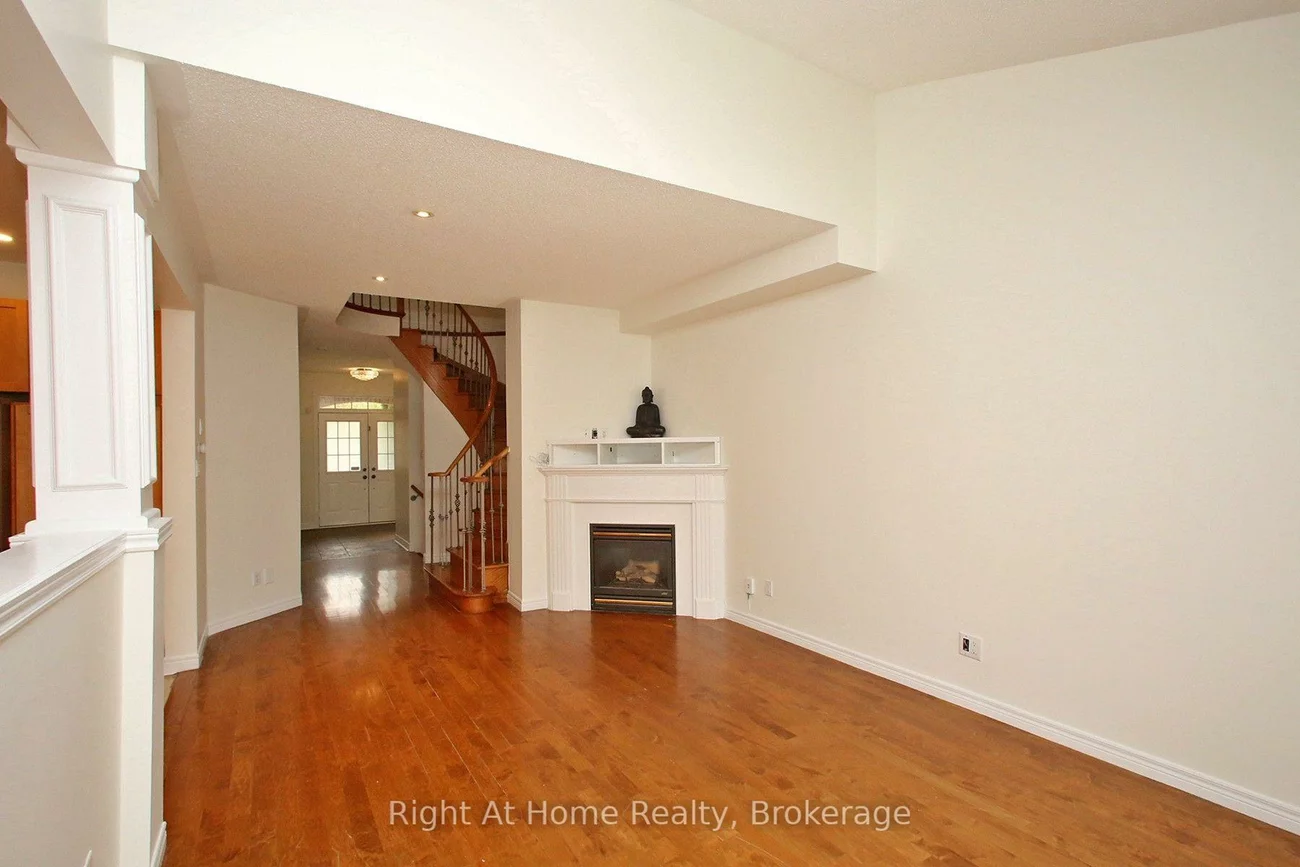 181, Fairlane, Vellore Village, Vaughan