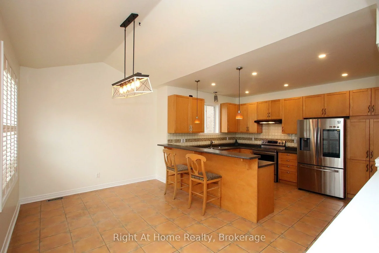 181, Fairlane, Vellore Village, Vaughan