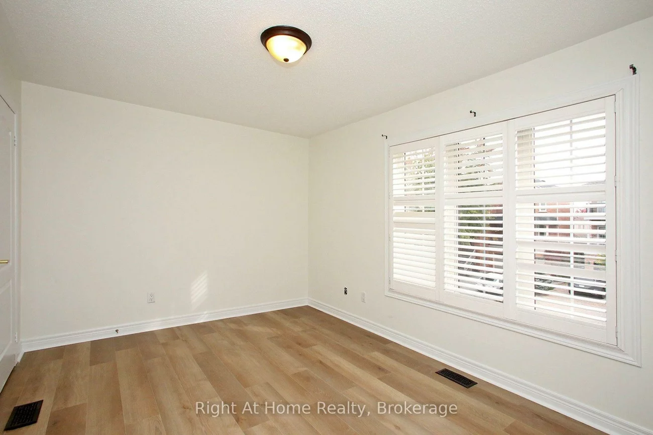 181, Fairlane, Vellore Village, Vaughan