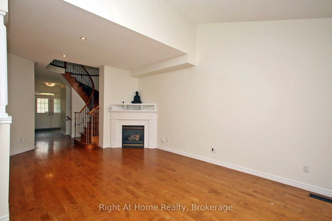 181, Fairlane, Vellore Village, Vaughan