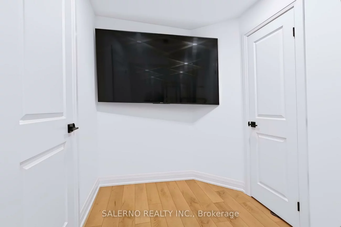 45, Woodgate Pines, Kleinburg, Vaughan