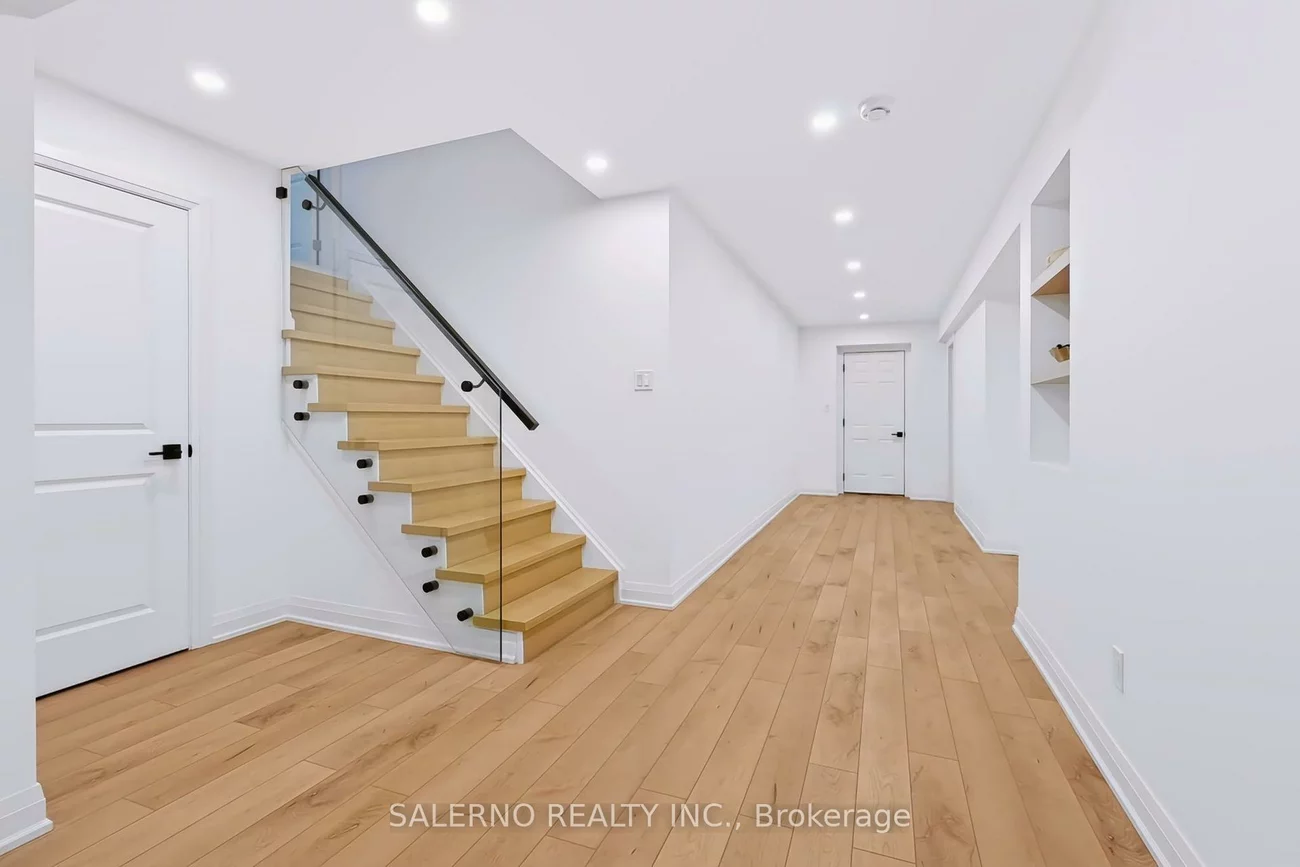 45, Woodgate Pines, Kleinburg, Vaughan