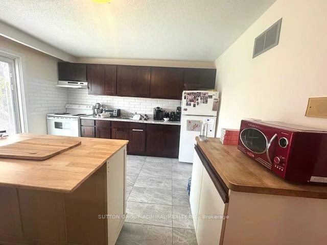 93, North Ridge, West Woodbridge, Vaughan