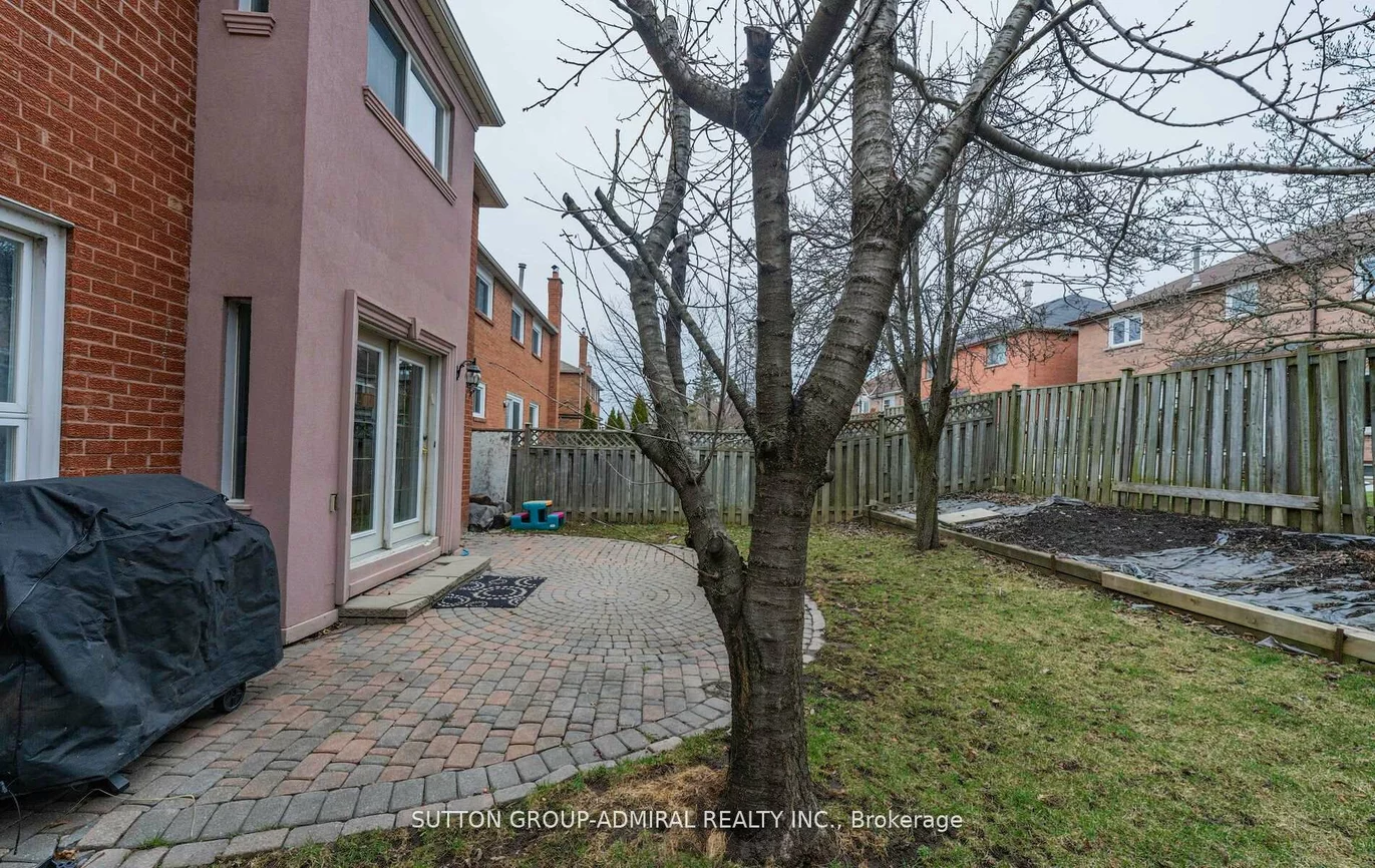 19, Maxwell, Uplands, Vaughan
