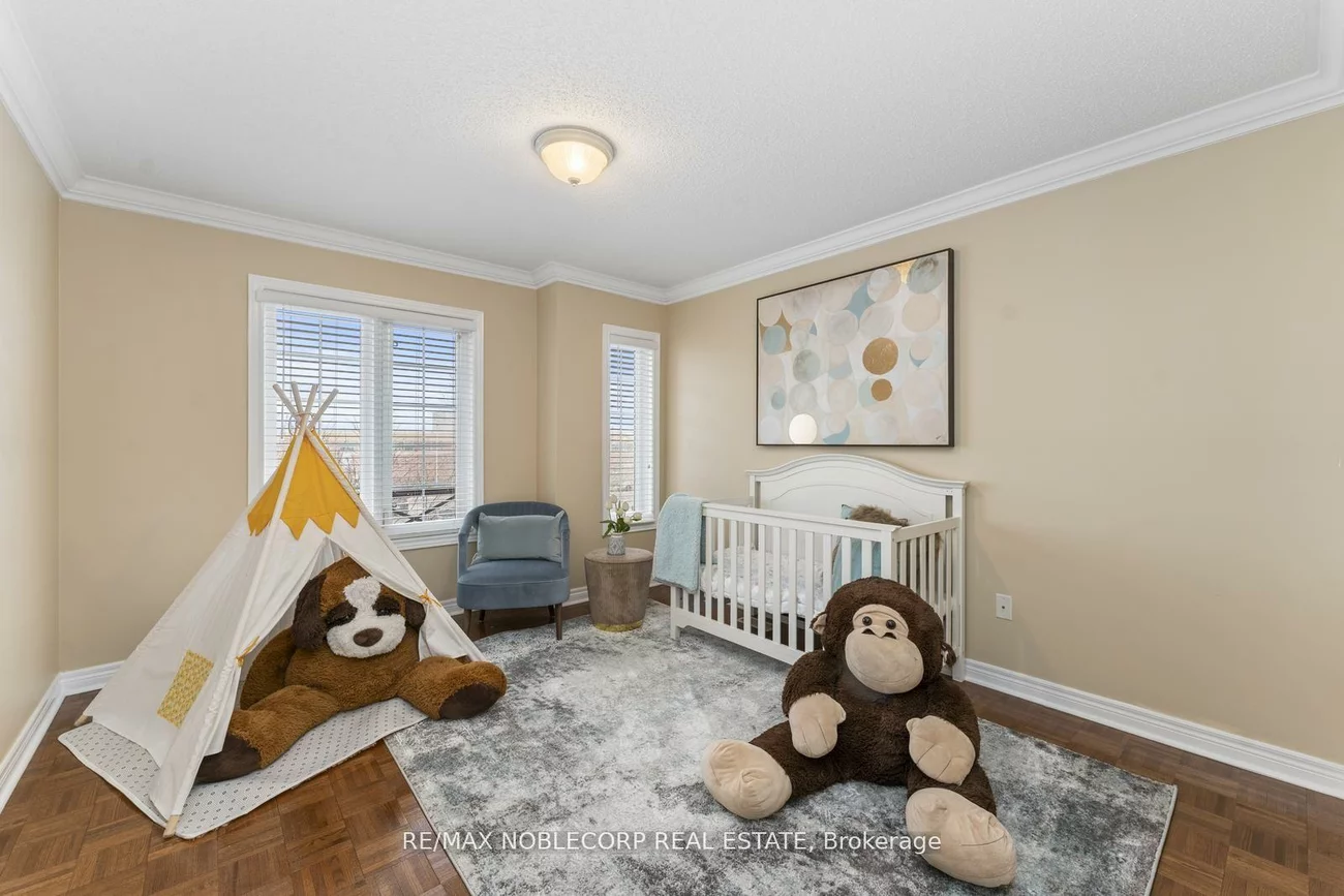36, Venice Gate, Vellore Village, Vaughan