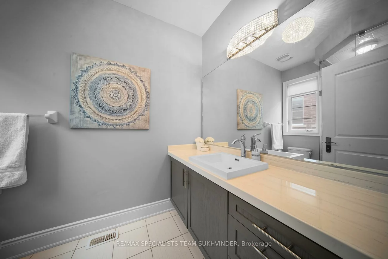 378, Woodgate Pines, Kleinburg, Vaughan