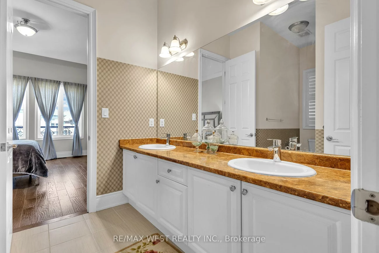 37, Venkata, Kleinburg, Vaughan