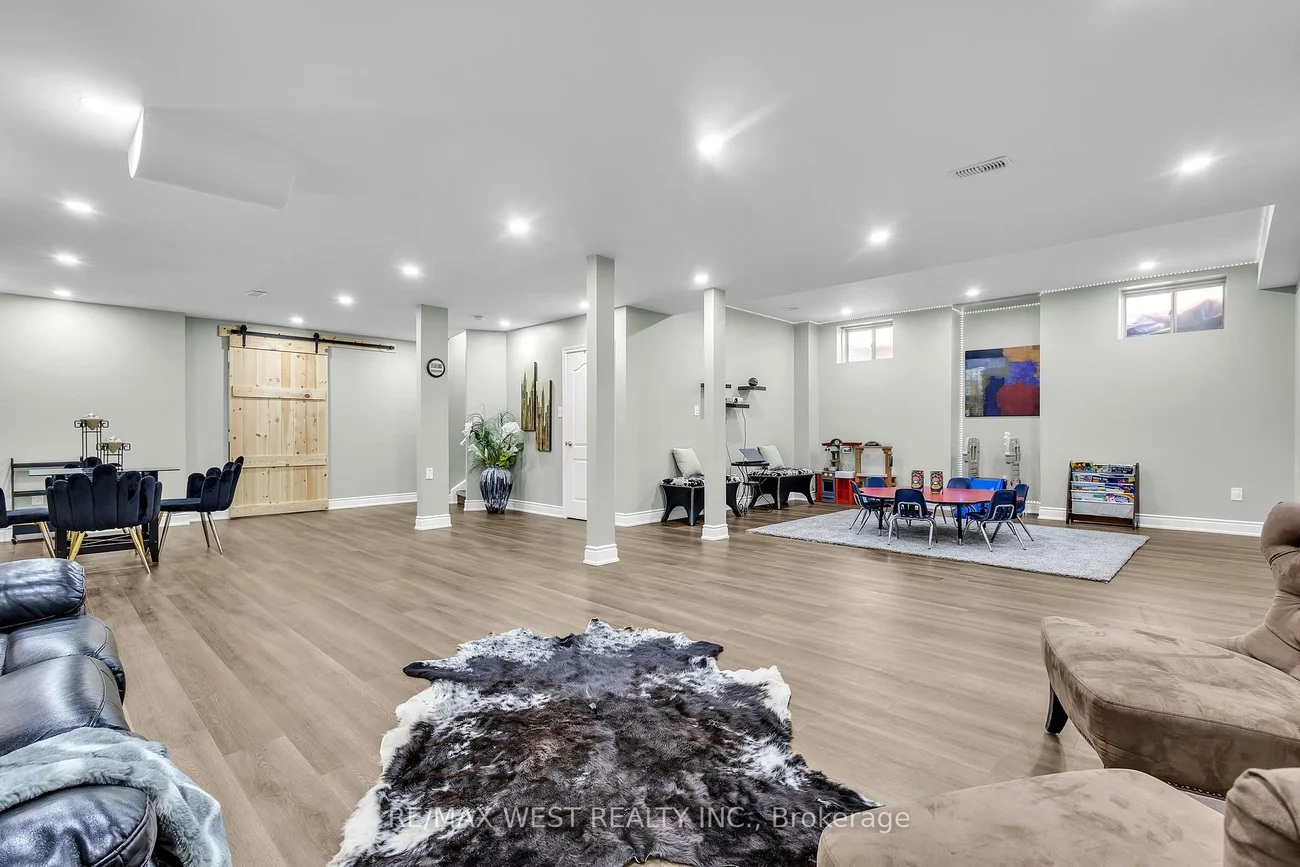37, Venkata, Kleinburg, Vaughan
