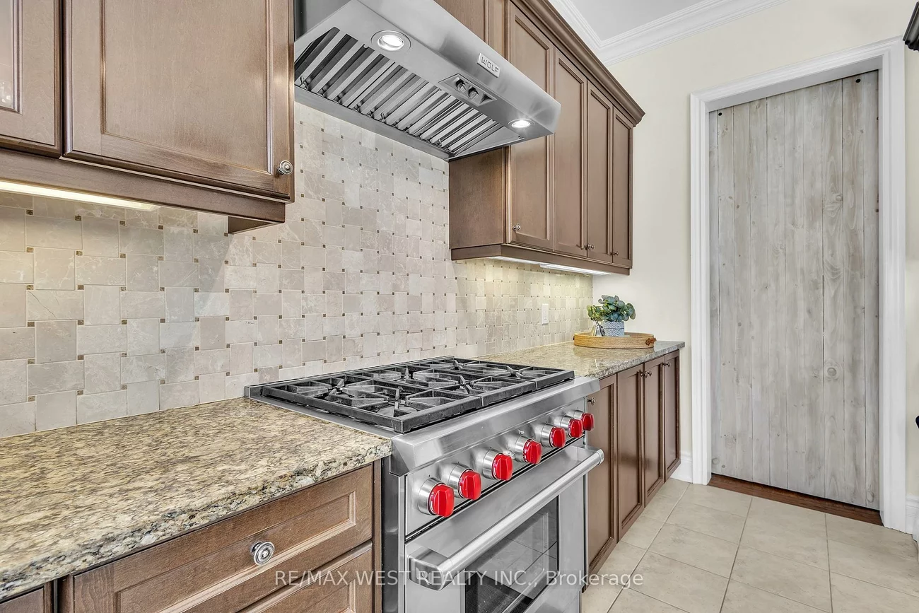 37, Venkata, Kleinburg, Vaughan